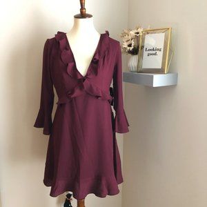 Sold NWT Lulu's V-Neck Dress Size Large